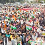 बिगड़ती कानून-व्यवस्था के खिलाफ कांग्रेस का राजभवन कूच, परेड मैदान में हजारों कार्यकर्ताओं का प्रदर्शन