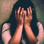 सामूहिक दुष्कर्म मामला: फरार आरोपी ने  रेलवे स्टेशन पर खाया जहर