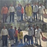 भीमताल विधानसभा की सड़कों पर गड्ढों का साम्राज्य, राज्य आंदोलनकारी हरीश पनेरू ने खुद भरे गड्ढे — सरकार को आंदोलन की चेतावनी