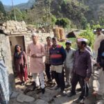 भीमताल विधानसभा के दूरस्थ गांवों में आंधी-तूफान का कहर, राज्य आंदोलनकारी हरीश पनेरू ने लिया नुकसान का जायजा