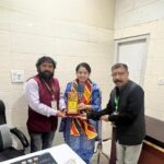 हल्द्वानी : महिला दिवस की पूर्व संध्या पर कैंसर विशेषज्ञ डॉ. दिशा तिवारी सम्मानित, सारथी फाउंडेशन ने किया अभिनंदन