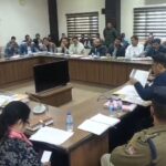 विकास कार्य समय पर पूरे करें, जनता को योजनाओं का पूरा लाभ मिले: जिलाधिकारी ललित मोहन रयाल