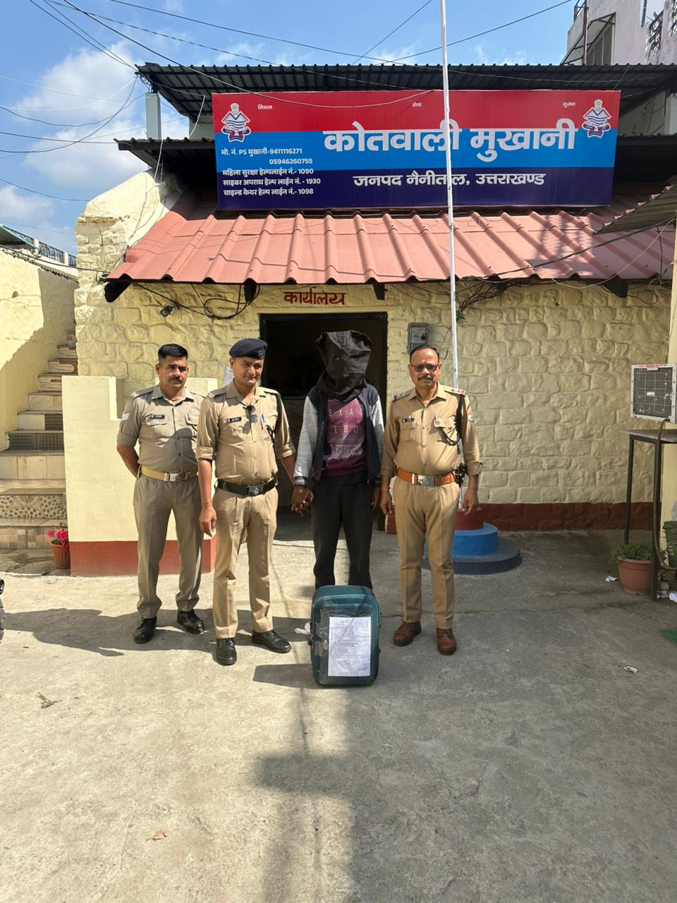 24 घंटे में मंदिर चोरी का खुलासा: नैनीताल पुलिस ने आरोपी को चोरी के सामान सहित दबोचा