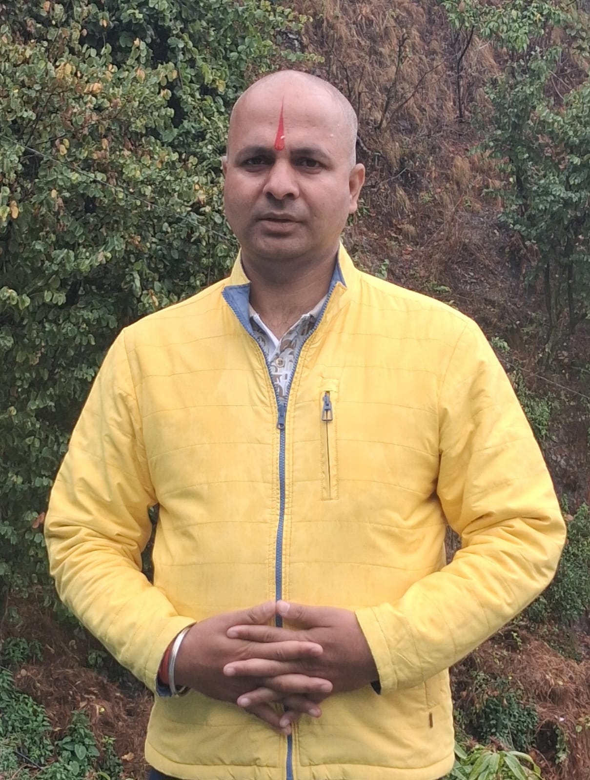 “तामझाम और फ्लेक्स की राजनीति में दबे जनमुद्दे, भीमताल में समस्याओं का अम्बार” — मनोज शर्मा का सरकार पर हमला