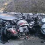 उत्तराखंड में अनियंत्रित कार का कहर: 11 स्कूटियों को मारी टक्कर, बड़ा हादसा टला