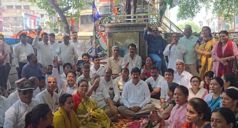 महिला आरक्षण विधेयक के विरोध में हल्द्वानी में कांग्रेस का धरना, 33% आरक्षण लागू करने की मांग