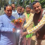 संविदा शिक्षकों के नियमितीकरण और यूजीसी वेतनमान की मांग को लेकर कूटा ने शिक्षा मंत्री से की मुलाकात