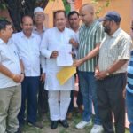 भीमताल में बीएसएनएल सेवाओं की बदहाली पर भड़के कांग्रेसी, नेता प्रतिपक्ष से की न्यायिक जांच और सुधार की मांग