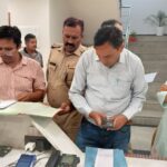 हल्द्वानी-काठगोदाम के होटलों में प्रशासन ने चलाया चेकिंग अभियान,खामियां मिलने पर की चालानी कार्रवाई