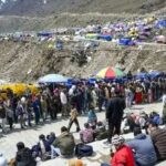 केदारनाथ यात्रा अस्थायी रूप से स्थगित, हजारों श्रद्धालु सुरक्षित होल्डिंग सेंटरों में रोके गए
