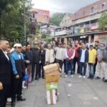 जंतर-मंतर लाठीचार्ज के विरोध में नैनीताल में यूथ कांग्रेस का प्रदर्शन, केंद्र सरकार व दिल्ली पुलिस का पुतला फूंका