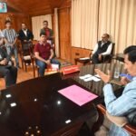 जनता मिलन में एक्शन मोड में दिखे आयुक्त दीपक रावत, भूमि विवाद, साइबर ठगी, अवैध निर्माण समेत कई मामलों में दिए त्वरित कार्रवाई के निर्देश