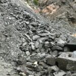 भारी बारिश से पिथौरागढ़ बेहाल: कैलास मानसरोवर यात्रा रुकी, सीमा से संपर्क टूटा, 18 सड़कें बंद, बेरीनाग में मकान की छत गिरी
