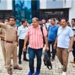 तहसील रिश्वत प्रकरण में 20 घंटे बाद खत्म हुआ गतिरोध, विजिलेंस ने दोनों कर्मचारियों को किया मुक्त, जांच जारी