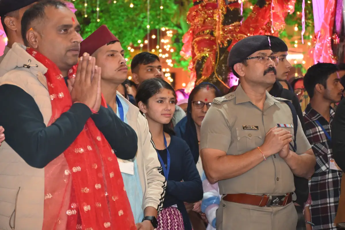 नंदा महोत्सव में आस्था का अद्भुत संगम: नैनीताल में पंच आरती में उमड़ा श्रद्धालुओं का सैलाब, मां नंदा के जयकारों से गूंजा मंदिर परिसर, वीडियो…