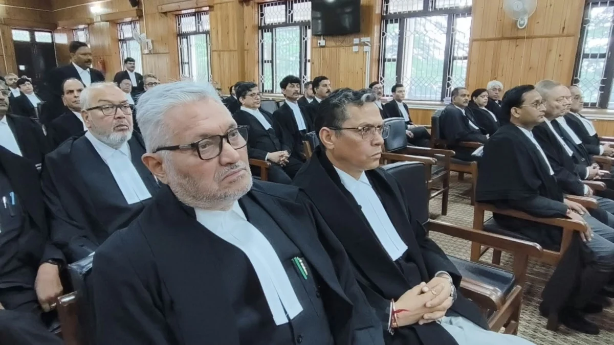 उत्तराखंड हाईकोर्ट को मिला सातवां स्थायी न्यायाधीश, न्यायमूर्ति सुभाष उपाध्याय ने ली शपथ